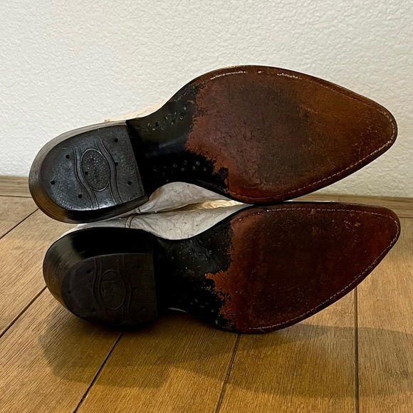 Olathe Vintage Cowgirl Boots! - Picture 10 of 16